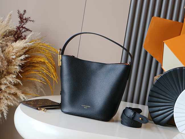 LV Low Key All In BB Black M25543 Size 16 x 18 x 12 cm - 1