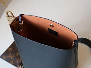 LV Low Key All In BB Black M25543 Size 16 x 18 x 12 cm - 2