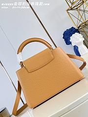LV Capucines MM Noisette M28713 Size 30 x 19 x 9.5 cm  - 3