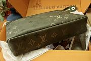 LV Pochette Voyage Souple Khaki Monogram Other M26970 Size 30 x 21 x 7.5 cm - 3
