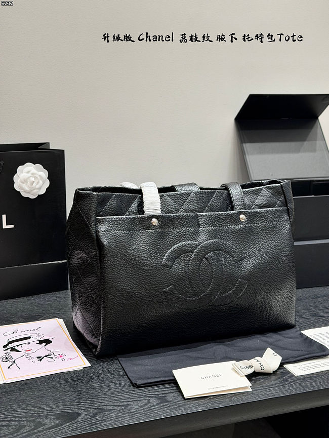Chanel Caviar Large Executive Cerf Shopper Tote Black Size 40x32cm - 1