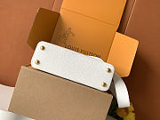 Louis Vuitton Capucines Mini Calfskin Snakeskin White Size 27x18x9cm - 6