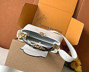 Louis Vuitton Capucines Mini Calfskin Snakeskin White Size 27x18x9cm - 5