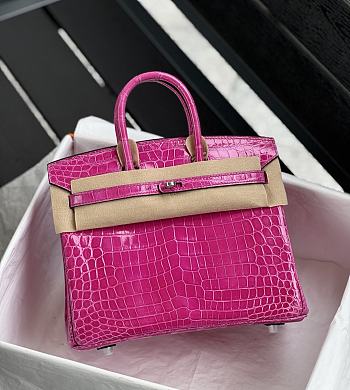 Hermès Birkin 25 Niloticus Crocodile Rose Pourpre Silver Buckle Bag with White Clasp Size 25cm