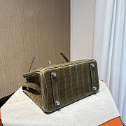 Hermès Birkin 35 Vert Olive Semi Matte Porosus Crocodile Gold Hardware  - 6