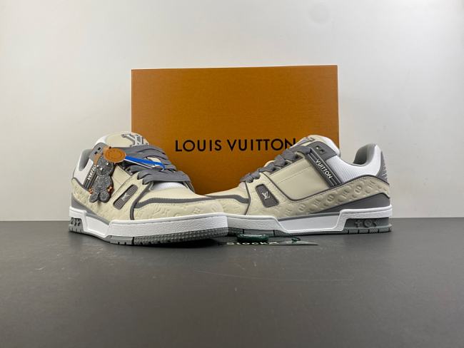 LV Trainer Sneaker Beige 1AKR99 - 1