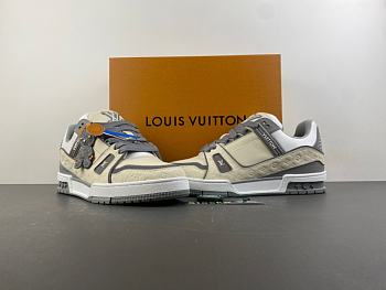 LV Trainer Sneaker Beige 1AKR99