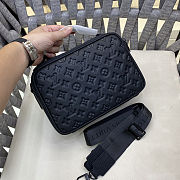 LV Matte Black Embossed Trio Messenger Bag Size 25x18x8cm - 2
