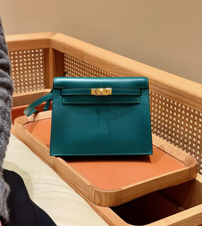 Hermès  pristine special order mini kelly ii 20 in epsom leather Size 22x16x7cm - 1
