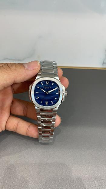Patek Philippe Nautilus Ladies 7118/1A-001 Stainless Steel Watch