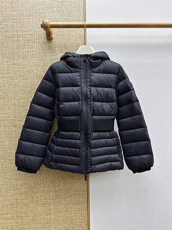  Magnolia hooded short down jacket