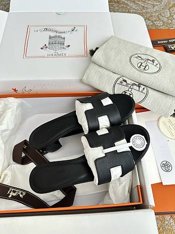 Hermes Oran Sandal In Box Calfskin With Iconic H Cut-Out Noir