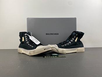Balenciaga Paris High 'Destroyed - Denim' 688756-W3RCL-1095