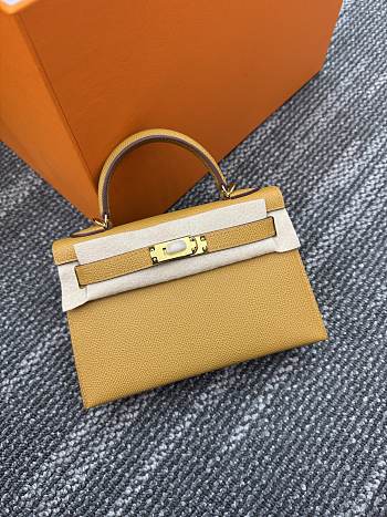 Hermès Mini Kelly Sellier 20 Yellow handbag Size 20 x 12 x 6 cm