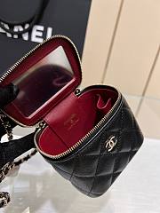 Chanel Caviar Quilted Mini Vanity Case With Chain Black Size 10x9x7cm - 5