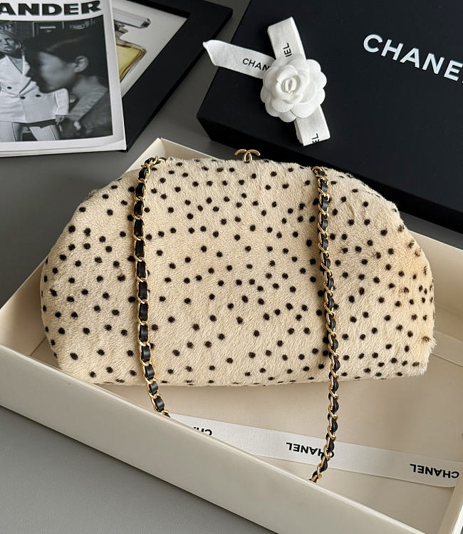 Chanel Pony Hair Cheetah Printed Lambskin Clutch With Chain Beige Black 7.5x27x12cm - 1