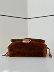 Fendi 2025 Brown Shearling Small Mama Baguette Size 27x18x8.5cm - 6