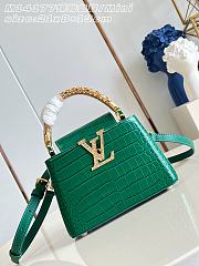Louis Vuitton Capucines Mini Emeraude Green Size 21 x 13.6 x 8cm - 1