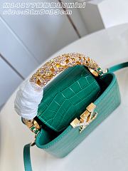 Louis Vuitton Capucines Mini Emeraude Green Size 21 x 13.6 x 8cm - 6